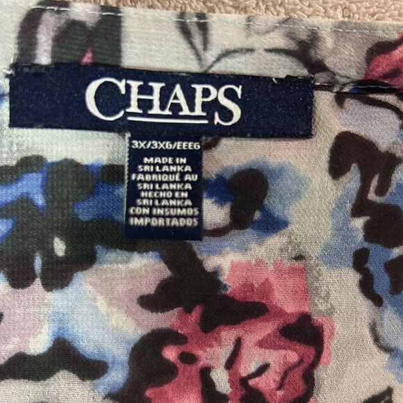 Beautiful, long sleeve floral, print, chaps soft fabric - Picture 7 of 7